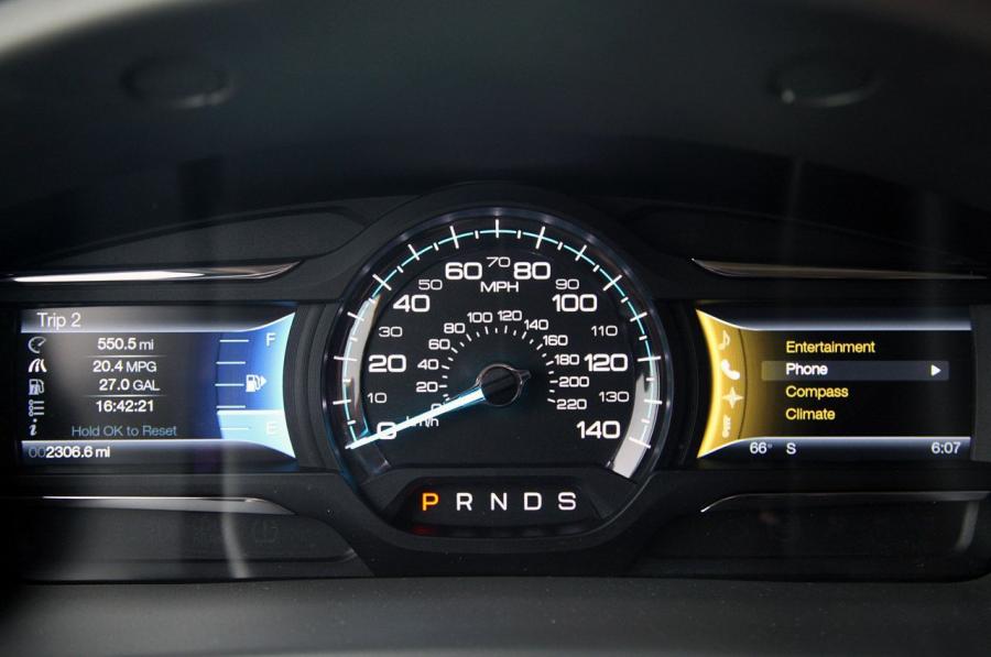  Ford Flex 2012 года  (фото 26 из 114)